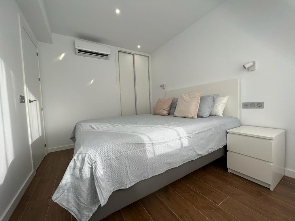 Malagueta 1 Linea De Playa Apartamento Málaga Exterior foto